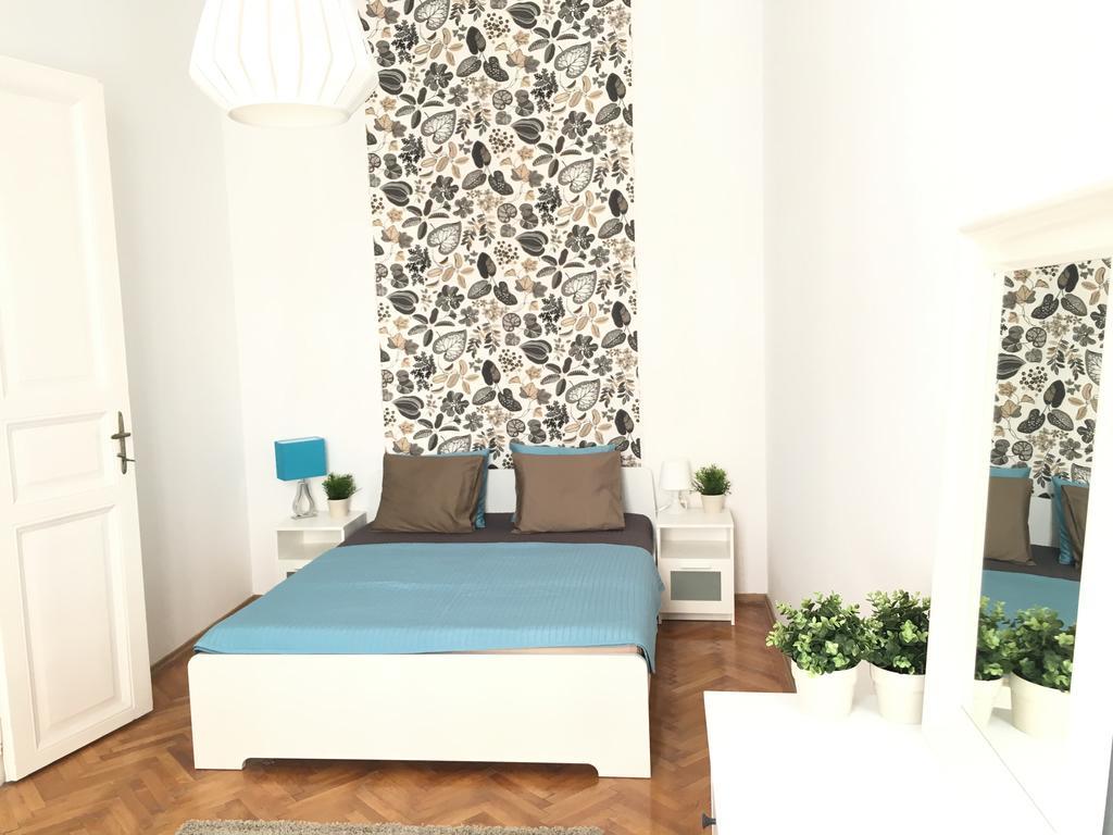 Budget Apartment by Hi5-Rákoczi 24 Budapeszt Zewnętrze zdjęcie